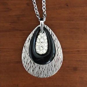 Silver Tone Tear Shaped Pendant with interchangeable colors for Changing